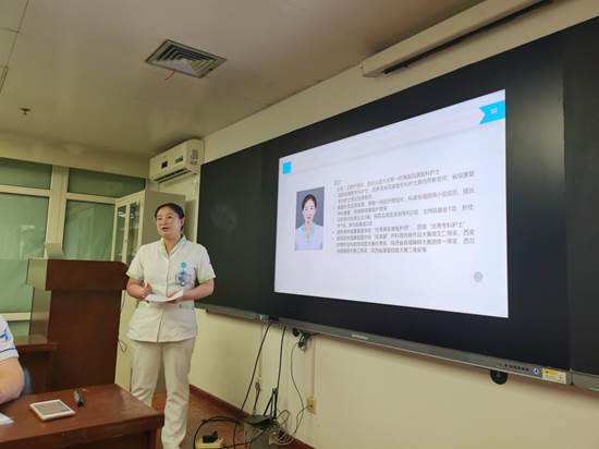 说明: eb389f0e70f65c941e43f6e066adaee