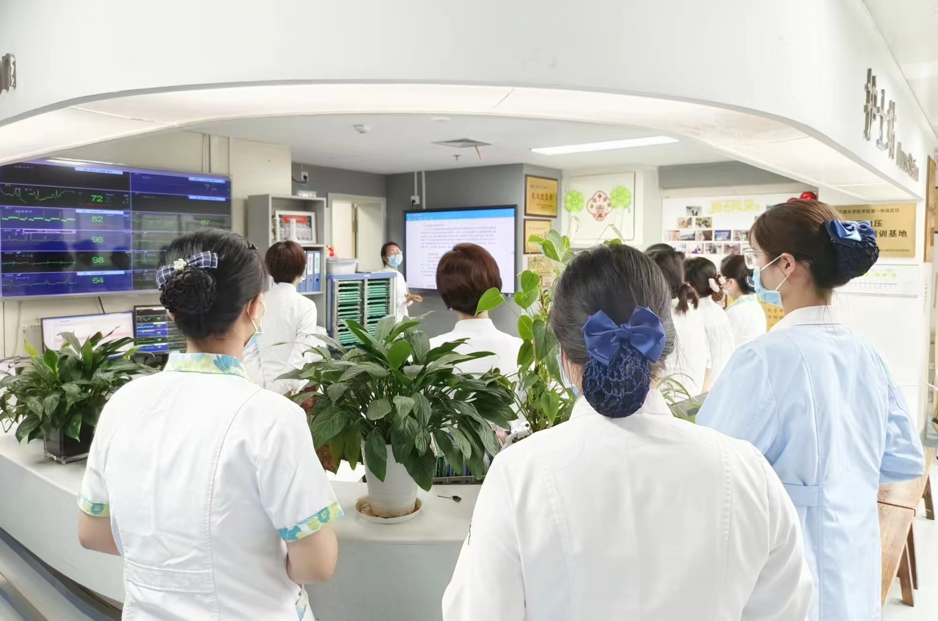 596e98bc0b1511cf0b0a54cc04e148b