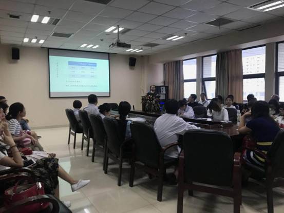 礼仪培训进行时-职场沟通与窗口文明服务