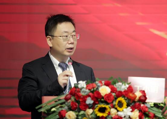 d5b81b7944905e50f30c5a5c951f38d