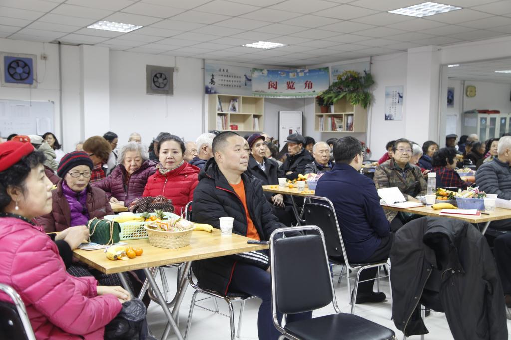 不忘初心 牢记使命 认真做好离退休干部工作-我