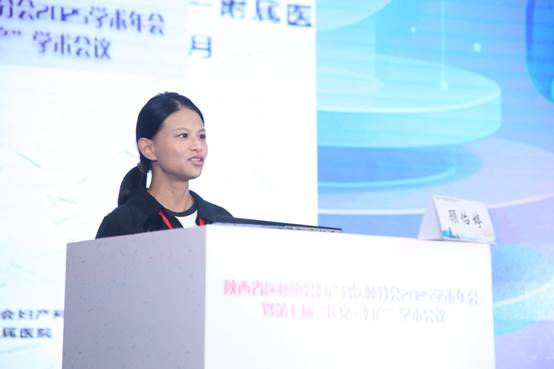 说明: 电脑屏幕前的人描述已自动生成