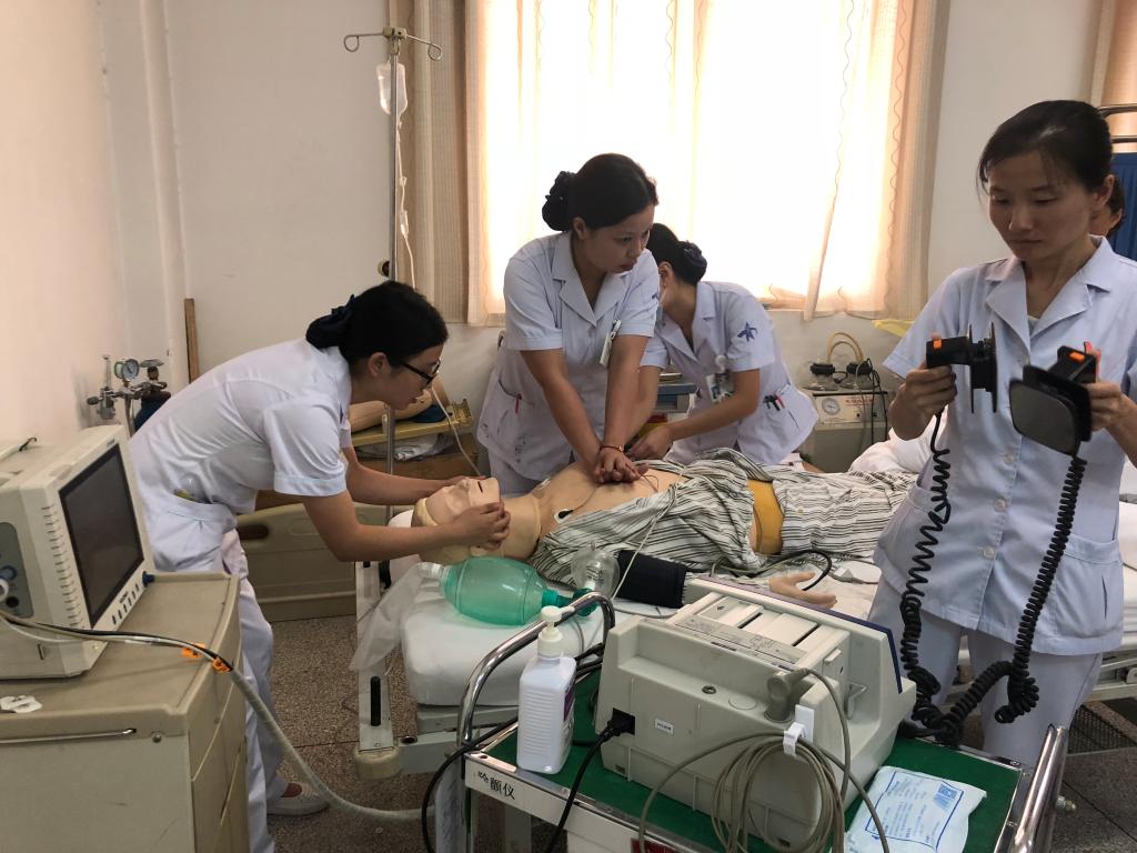 急救演练方案示例 FBDA80E846EE1F3828258E3C75A_B6C1B112_1987B.jpg