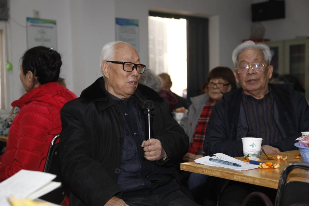 不忘初心 牢记使命 认真做好离退休干部工作-我