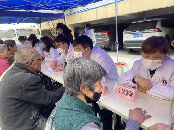 说明: 3a550d796e8b7cd417cd2ca328c31db